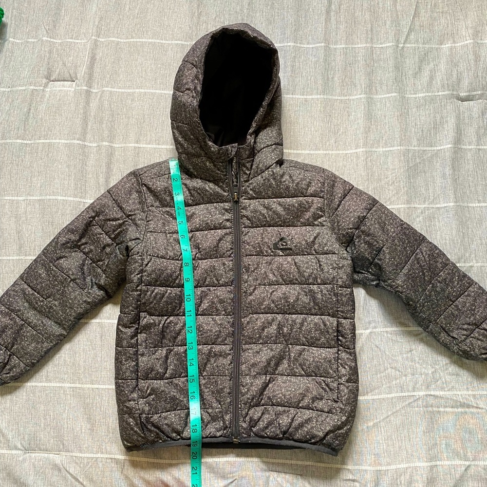 Boy’s Quicksilver puffer coat size 6